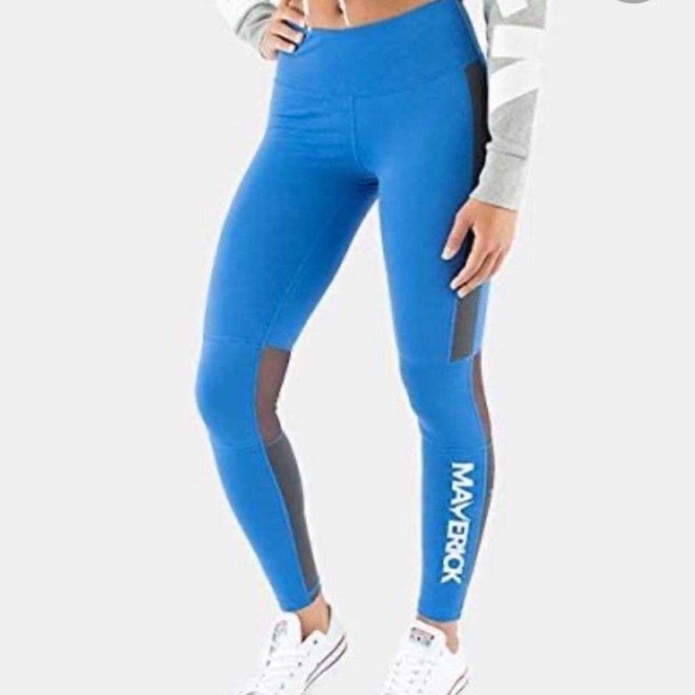 Maverick By Logan Paul Size XS Workout Legging
